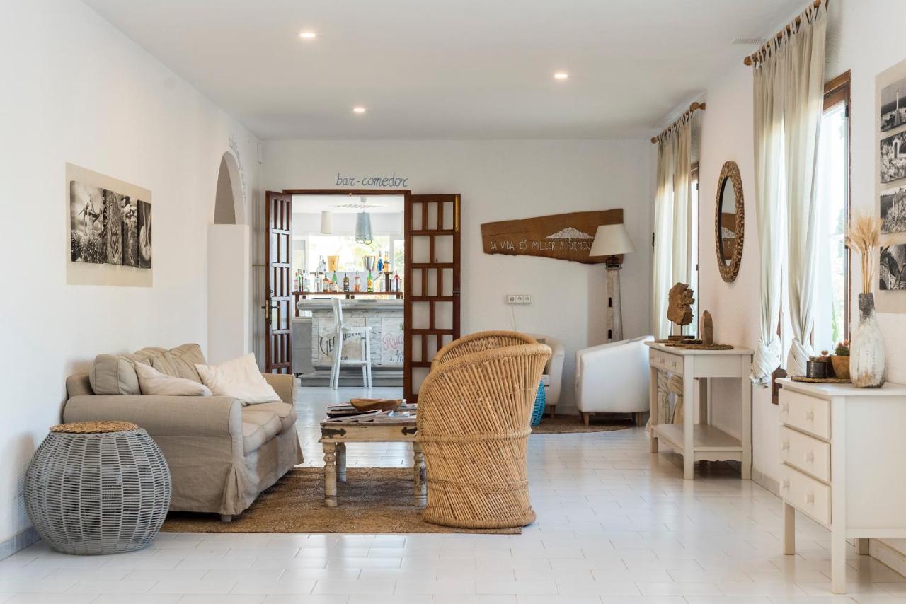 Hostal Santi Es Caló Buitenkant foto